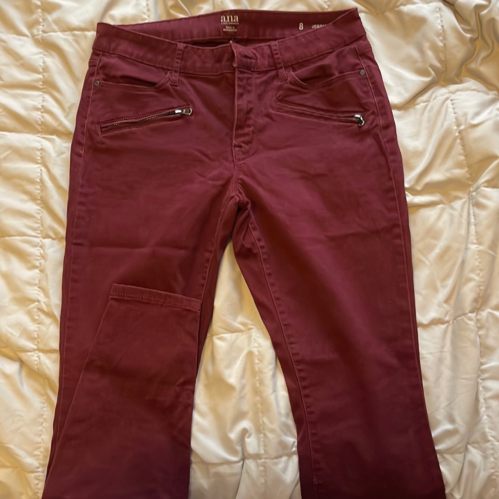 Maroon jeggings. Size 8. Skinny leg
